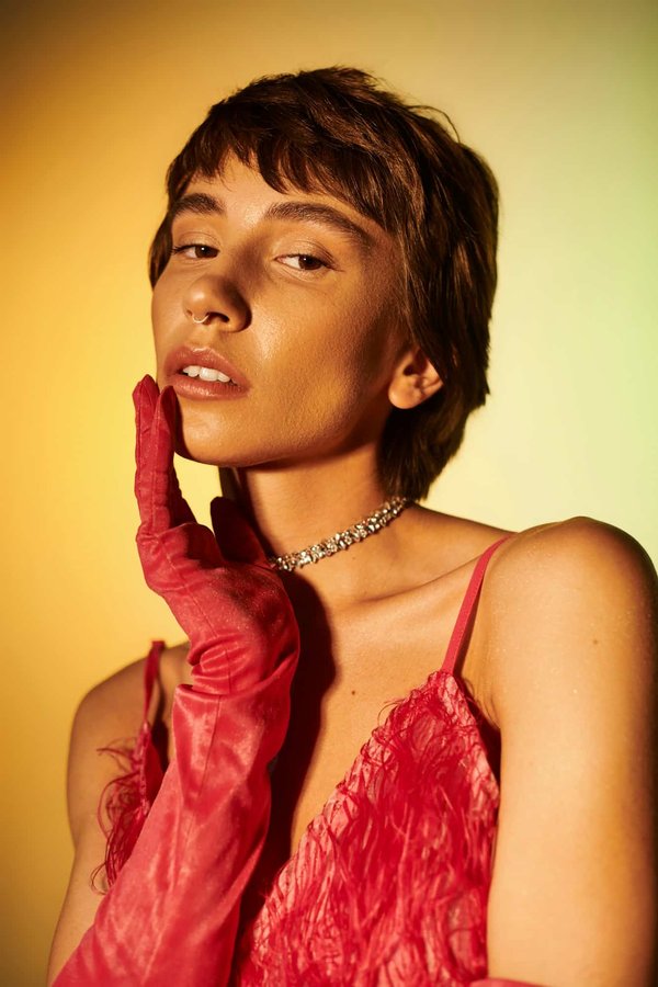 Quels critères pour sélectionner des robes longues adaptées à des soirées d'hiver?